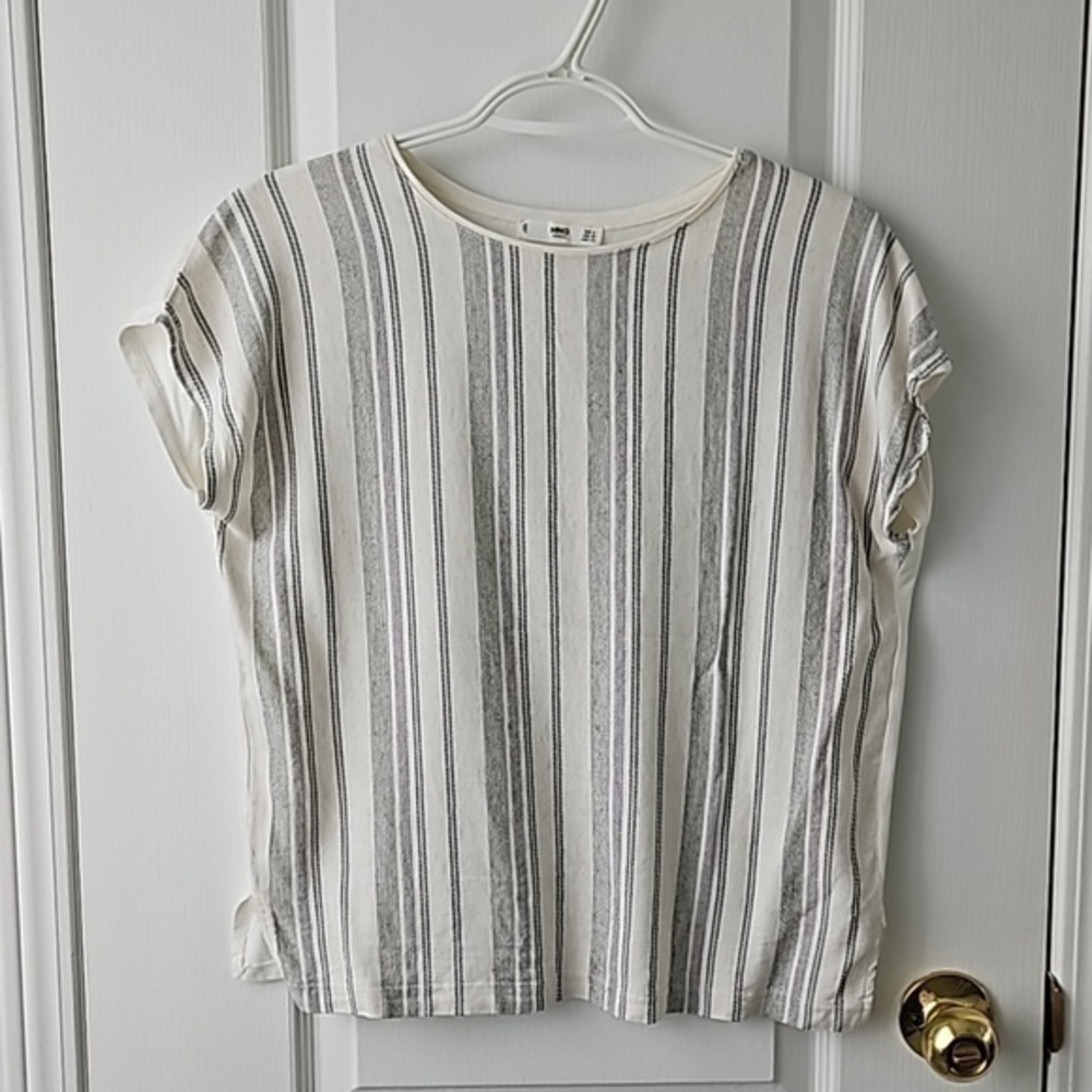 ✨CLEAR OUT PRICE!✨ MNG Casual linen blend boxy tee